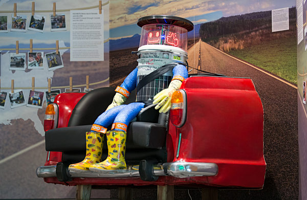Trampender Roboter zieht ins Heinz-Nixdorf-Museumforum