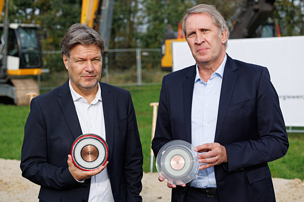 Spatenstich für den Bau von Erdkabeltrasse A-Nord