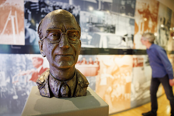 100 Jahre Heinz Nixdorf