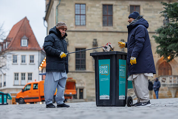 Neujahrsputz muslimischer Ahmadiyya Gemeinde