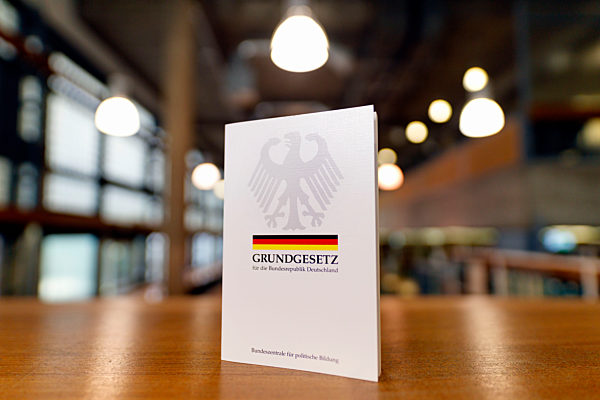 Symbolfoto Grundgesetz