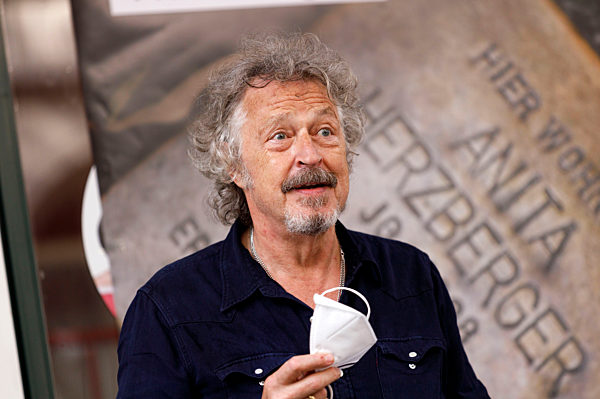 Aktion 'Glanz statt Hetze' in Köln