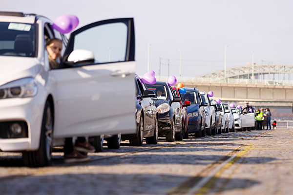 Autokorso gegen Corona-Maßnahmen in Köln