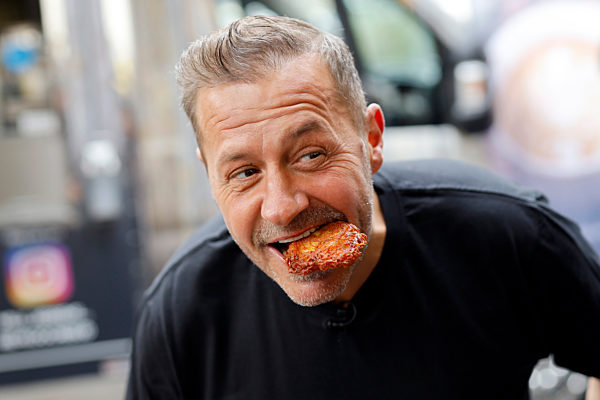 Eröffnung von 'Willi Herrens Rievkooche Bud' in Köln