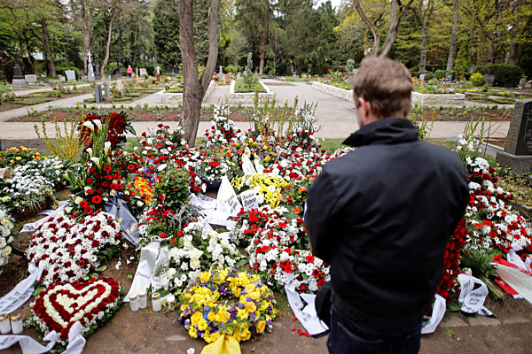 Trauerfeier für Willi Herren in Köln