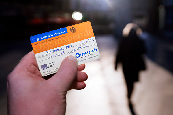 Symbolfoto Organspendeausweis
