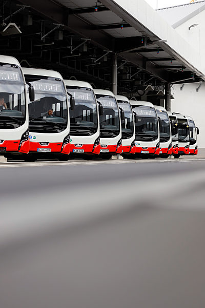 Inbetriebnahme der neuen Ladeinfrastruktur für Elektro-Busse