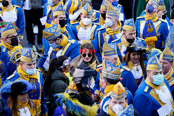 Friedensdemo am Rosenmontag in Köln