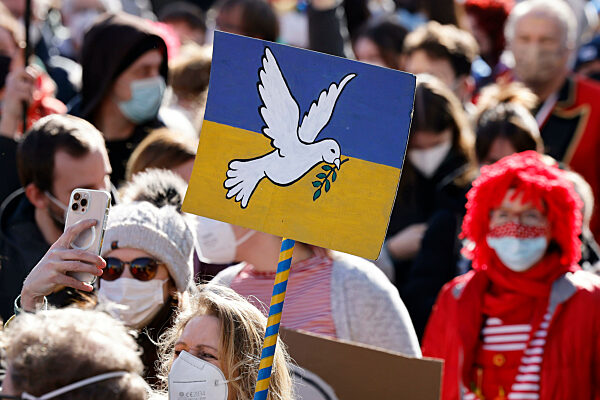 Friedensdemo am Rosenmontag in Köln