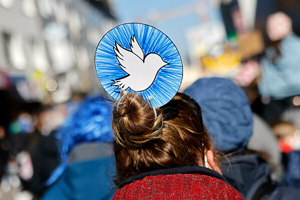 Friedensdemo am Rosenmontag in Köln