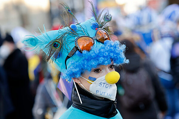 Friedensdemo am Rosenmontag in Köln