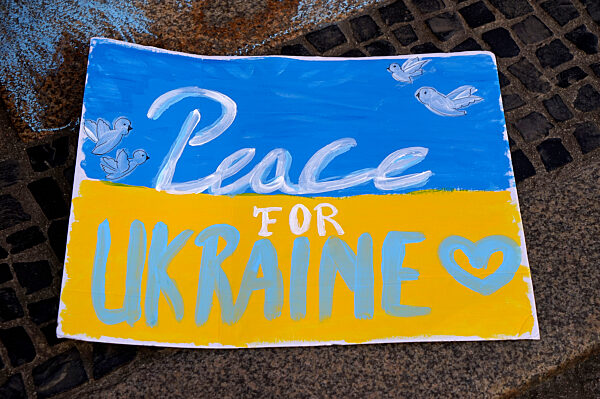 Menschenkette gegen Ukraine-Krieg in Görlitz