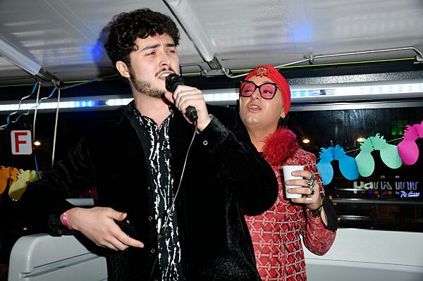 Pre-Party Bustour vor dem Geburtstag von Julian F.M. Stoeckel in Berlin