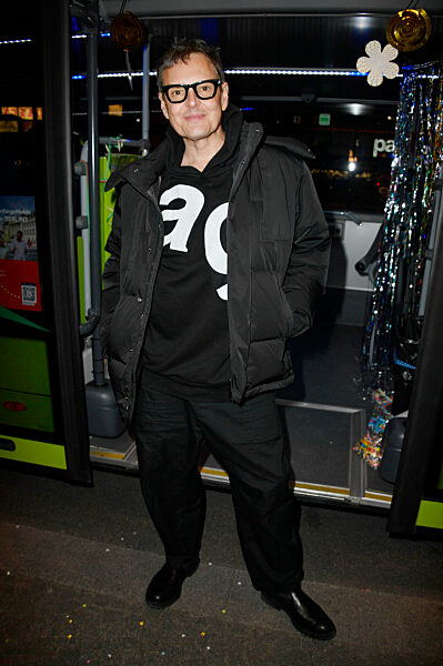 Pre-Party Bustour vor dem Geburtstag von Julian F.M. Stoeckel in Berlin