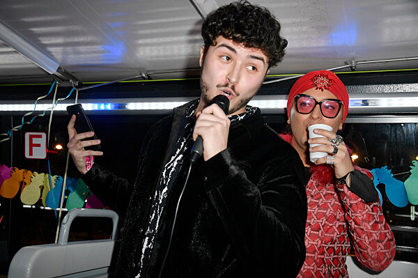 Pre-Party Bustour vor dem Geburtstag von Julian F.M. Stoeckel in Berlin