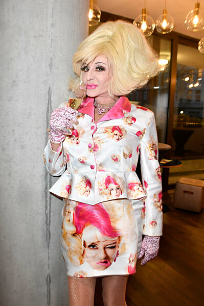 Geburtstagsfeier von Julian F.M. Stoeckel in Berlin