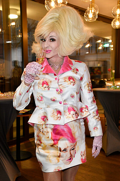 Geburtstagsfeier von Julian F.M. Stoeckel in Berlin