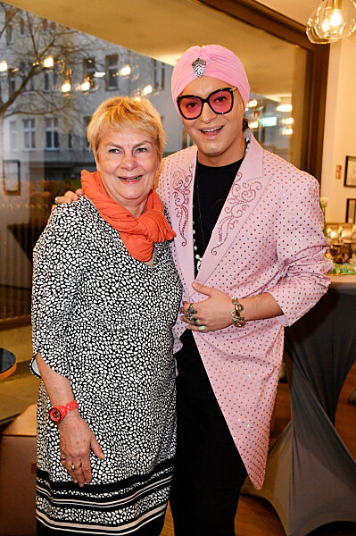 Geburtstagsfeier von Julian F.M. Stoeckel in Berlin