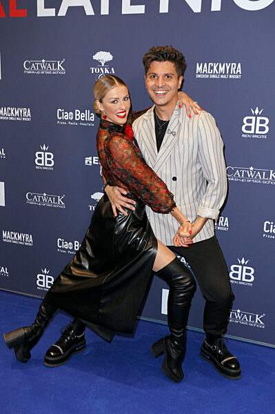 Late Night Shopping Party in Hamburg