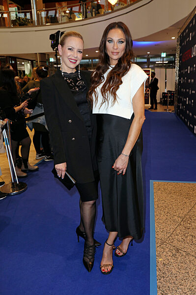 Late Night Shopping Party in Hamburg