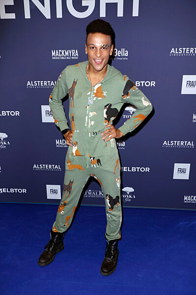 Late Night Shopping Party in Hamburg