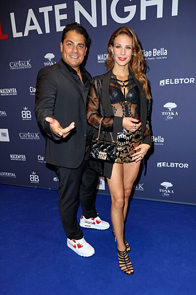 Late Night Shopping Party in Hamburg