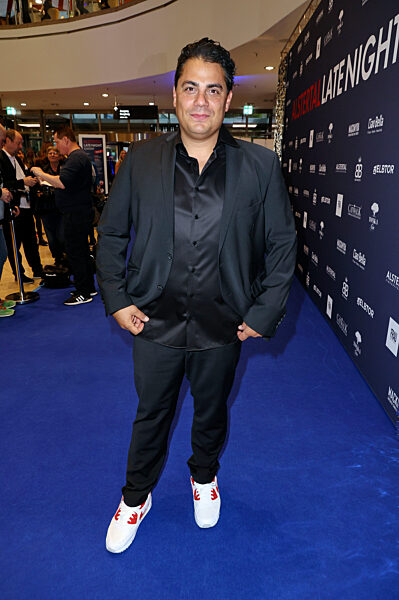 Late Night Shopping Party in Hamburg