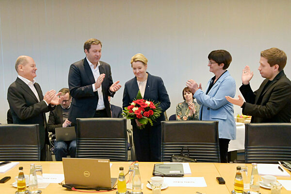 Fototermin mit Franziska Giffey nach der der Abgeordnetenhauswahl in Berlin