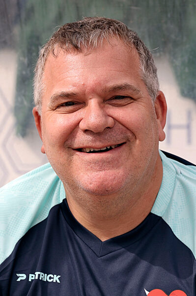 Benefiz-Fußballspiel 'Kicken mit Herz' 2023 in Hamburg