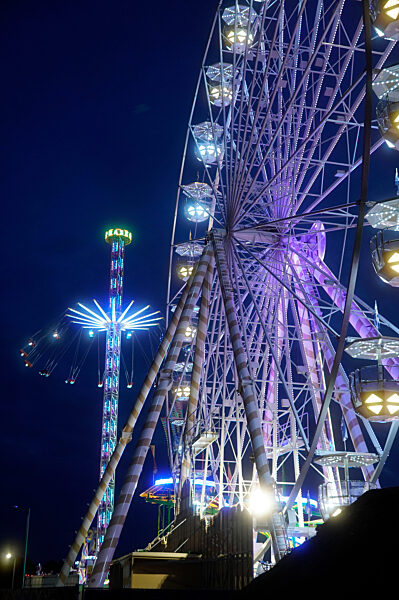 Weihnachtsmarkt 'Winterzauber' in Berlin
