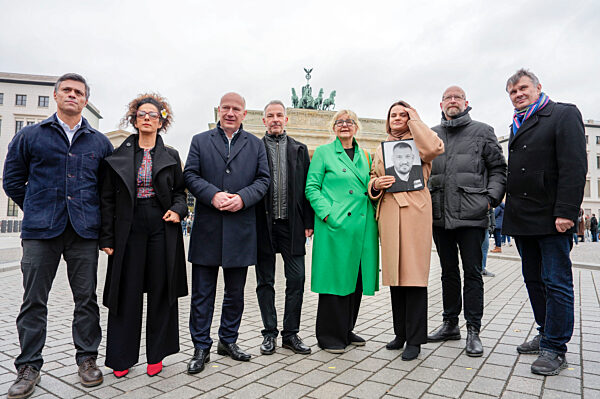 Erinnerung an 35 Jahre friedliche Revolution und Mauerfall in Berlin