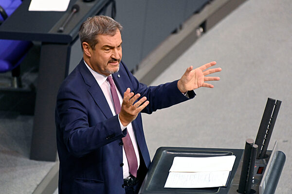 199. Sitzung des Deutschen Bundestages in Berlin