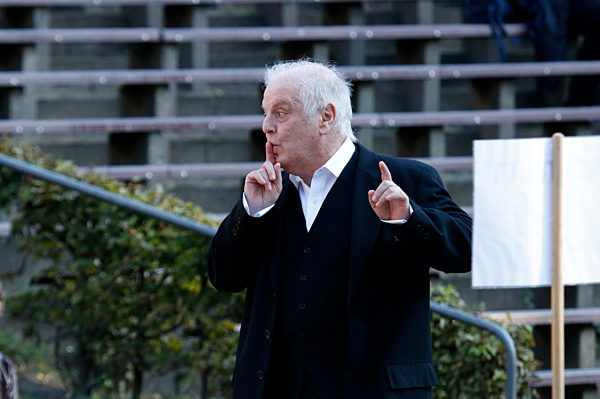 West-Eastern Divan Orchestra mit Barenboim im Konzert, Berlin