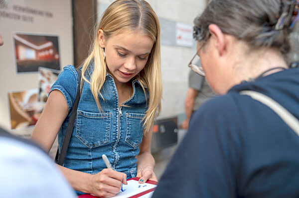 Katharina Hirschberg