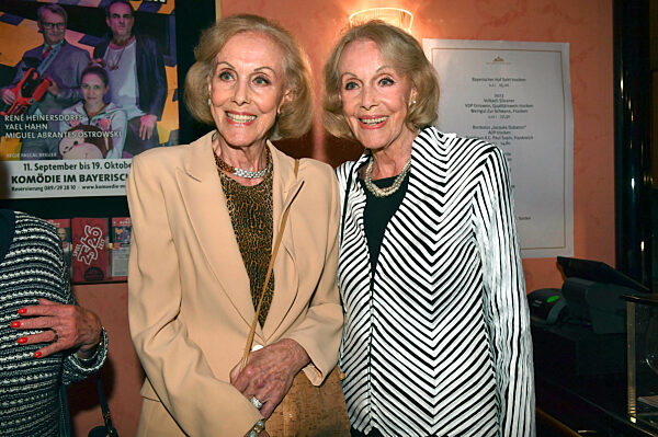 Theaterprobe 'Achtsam morden' in München