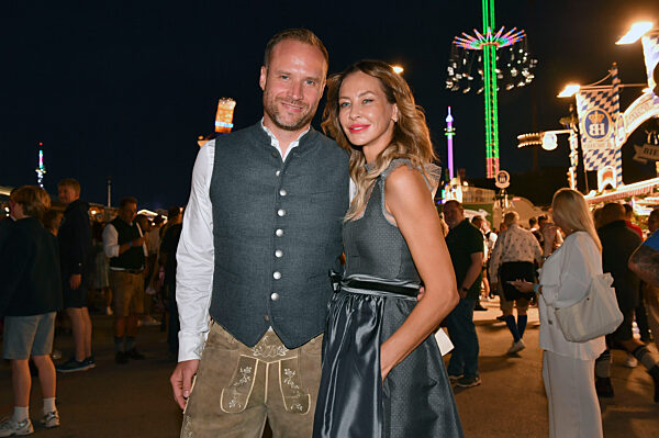 Almauftrieb beim Oktoberfest 2025 in München