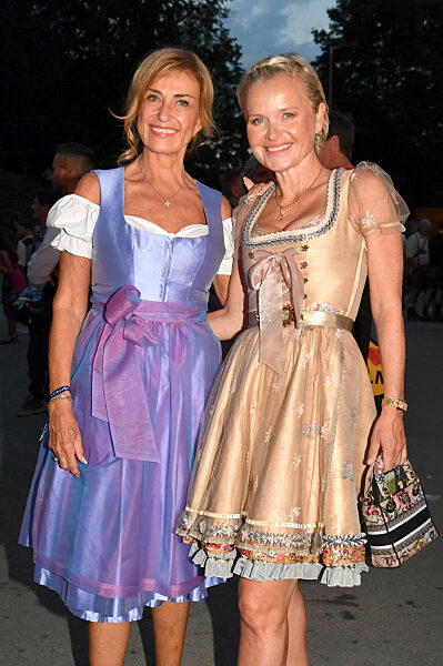 Almauftrieb beim Oktoberfest 2025 in München