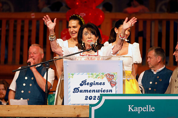 Regines Damenwiesn beim Oktoberfest 2025 in München