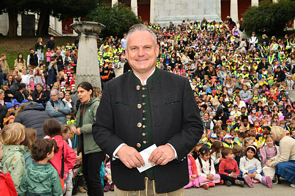 Regines Damenwiesn beim Oktoberfest 2025 in München