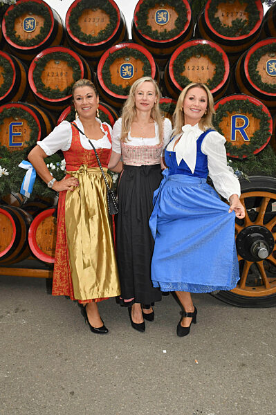 Regines Damenwiesn beim Oktoberfest 2025 in München