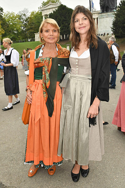 Regines Damenwiesn beim Oktoberfest 2025 in München