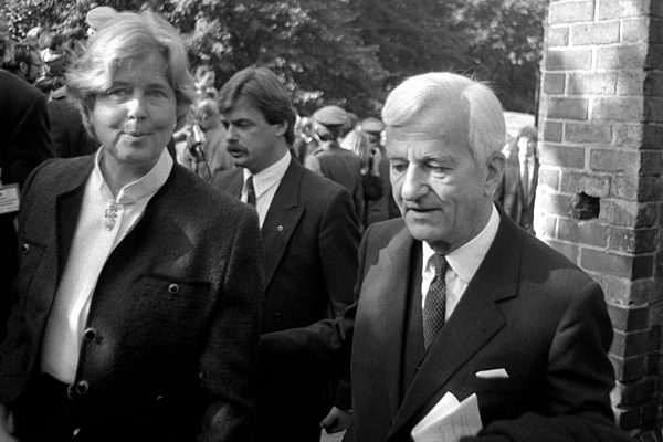 Richard von Weizsäcker mit Ehefrau Marianne