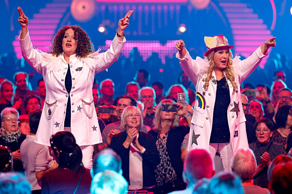 Chris Gethmann und Myriam Koudsi vom Kindermusikduo GroßstadtEngel