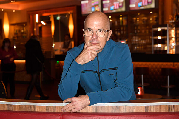 Film screening 'Stromberg - everything's back to normal' in Hano