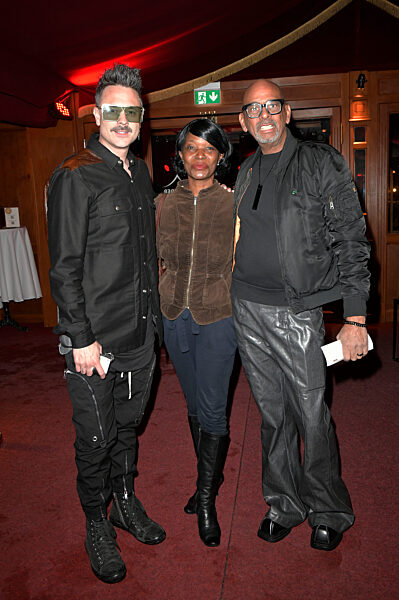 Theaterpremiere 'Klangrazzia 2.0' in Berlin