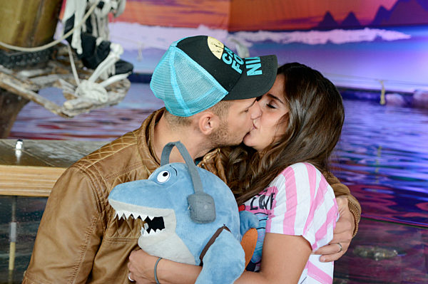 Sea Life Ausstellung mit Pietro Lombardi und Sarah Engels in Oberhausen