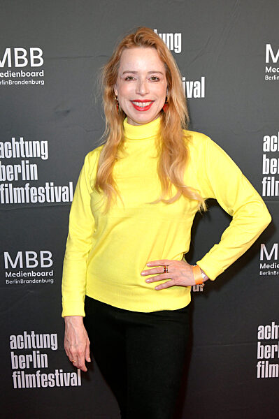 Festival opening and film premiere 'Mambo Maternica', attention