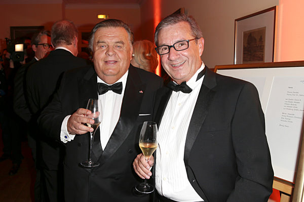 Champagne Preis für Lebensfreude in Hamburg