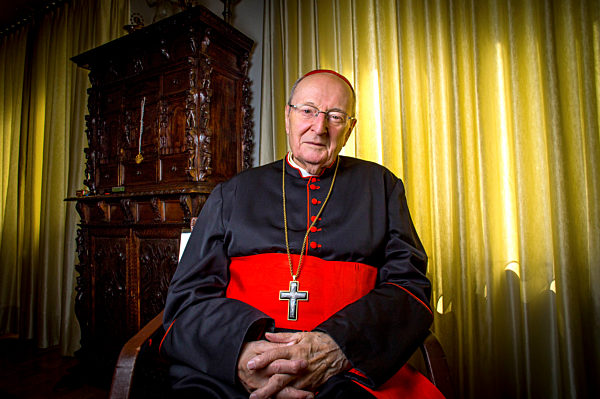 Fotoshooting mit Joachim Kardinal Meisner