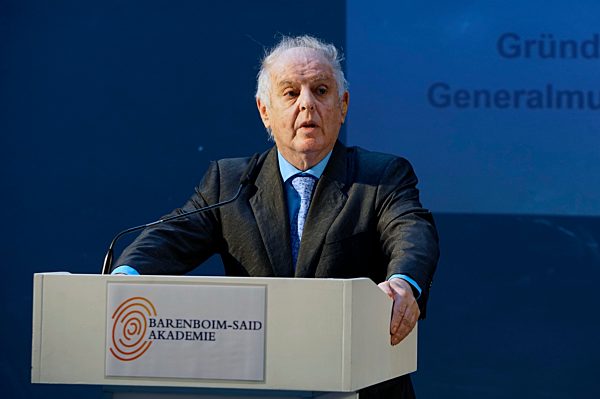 Barenboim-Said-Akademie im Magazin der Staatsoper in Berlin